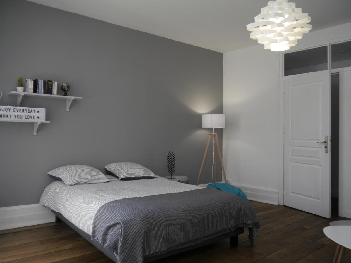 Appartement Hypercentre Tarbes - 2 Grandes Chambres ภายนอก รูปภาพ