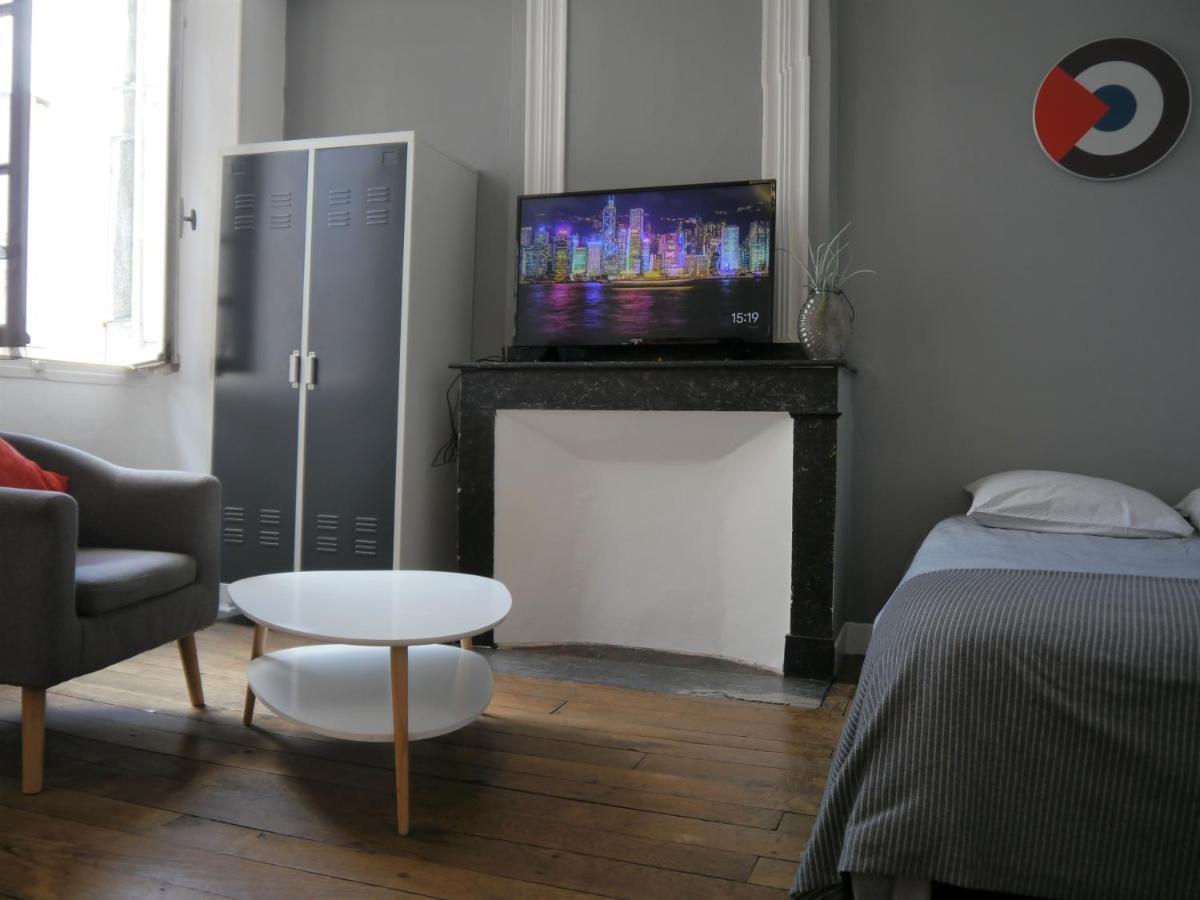 Appartement Hypercentre Tarbes - 2 Grandes Chambres ภายนอก รูปภาพ